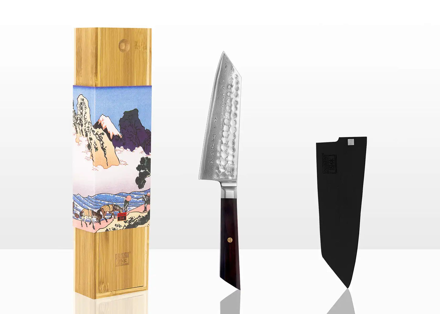 17 cm Santoku knife with AUS-10 Damascus blade and ebony handle.