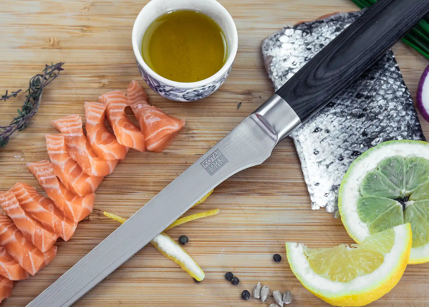 Cuchillo Fileteador 200 mm - Colección Pakka Damascus