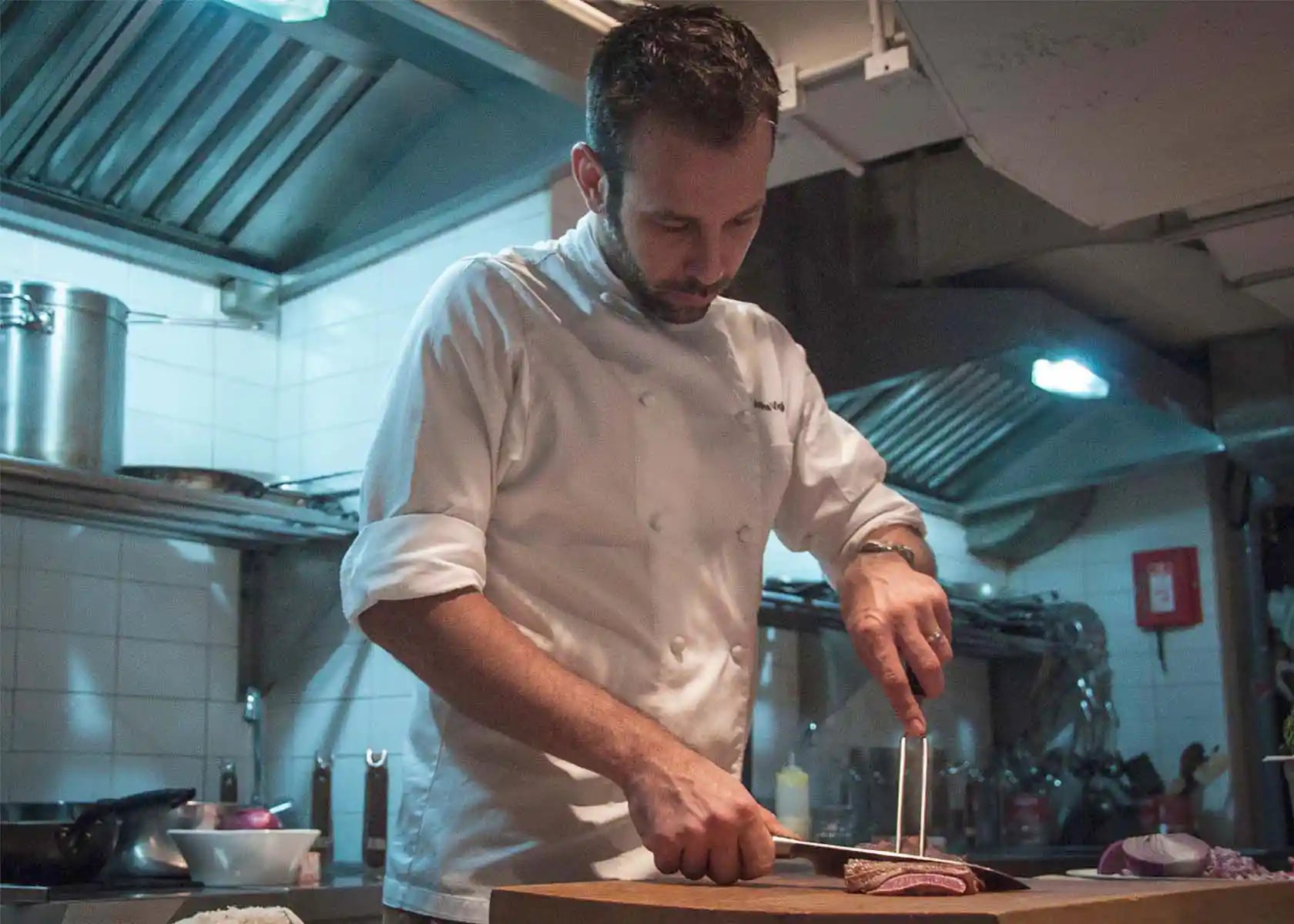 29 cm stainless steel carving fork with dual tines.