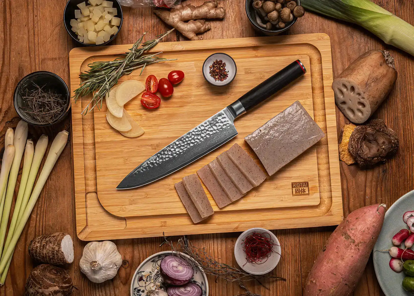20 cm Gyuto chef knife with AUS-10 Damascus blade and pakkawood handle.