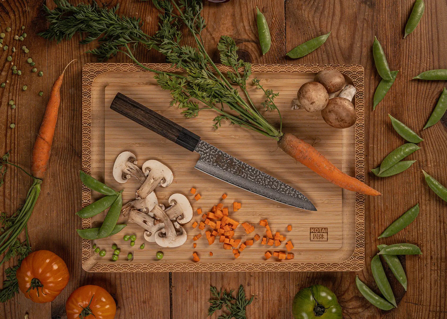 180 mm Gyuto knife with VG-10 Damascus blade and octagonal pakkawood handle.