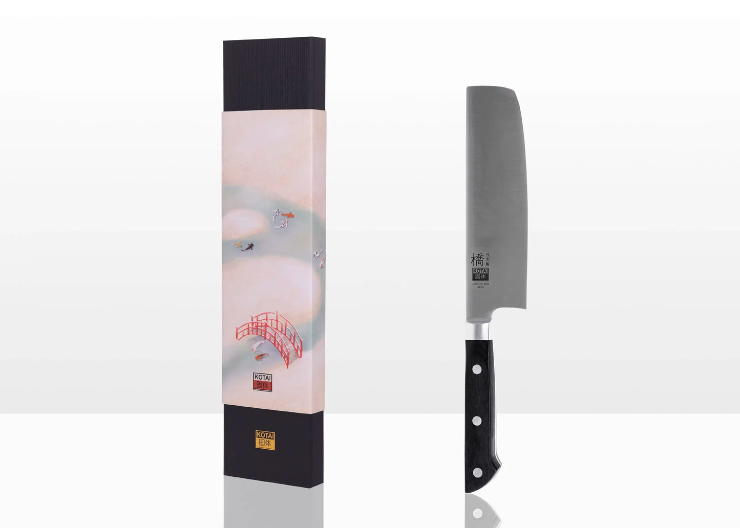 160 mm Hashi Classic Nakiri vegetable knife in molybdenum steel with pakkawood handle.
