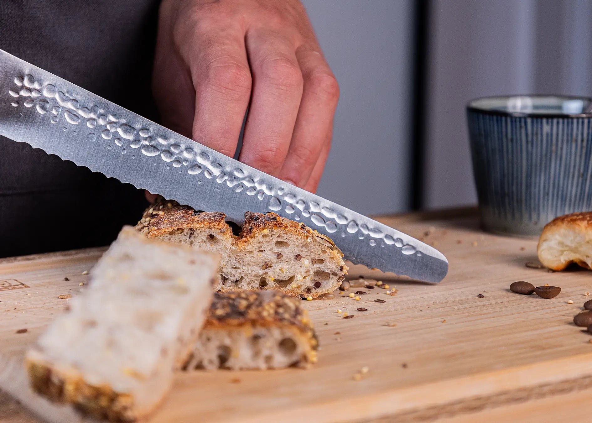 20 cm serrated bread knife with 440C blade and pakkawood handle.