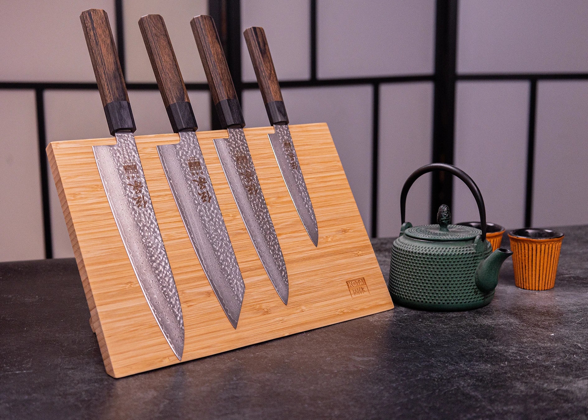 Magnetic Bamboo Knife Holder - 32 x 22 cm