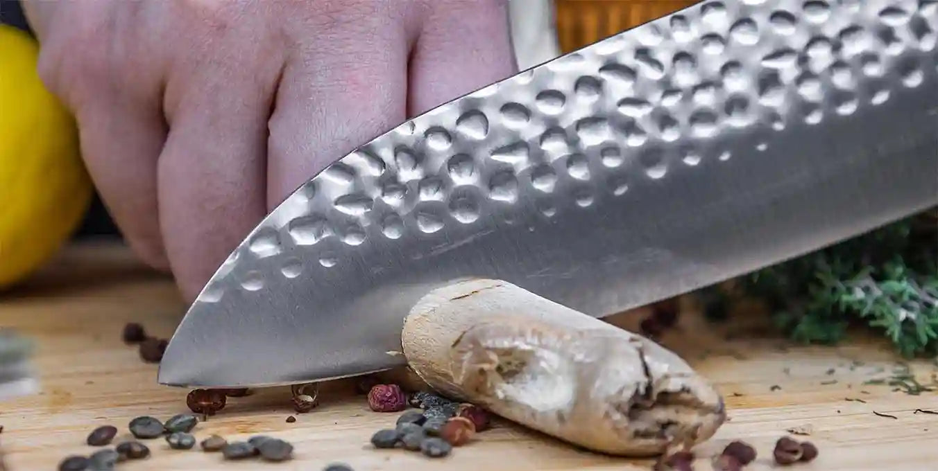 Santoku Kitchen Knife Suitable for Tap-Chopping or Push-Cutting Techniques
