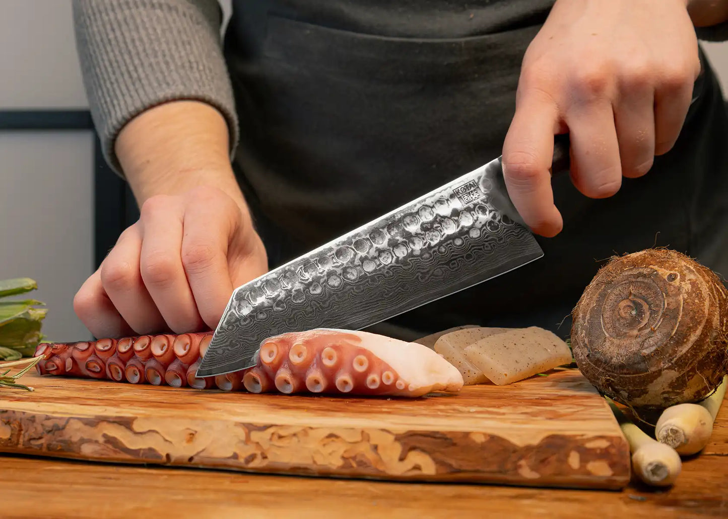 Essential Professional 5-Piece Knife Set - Bunka Damascus Collection