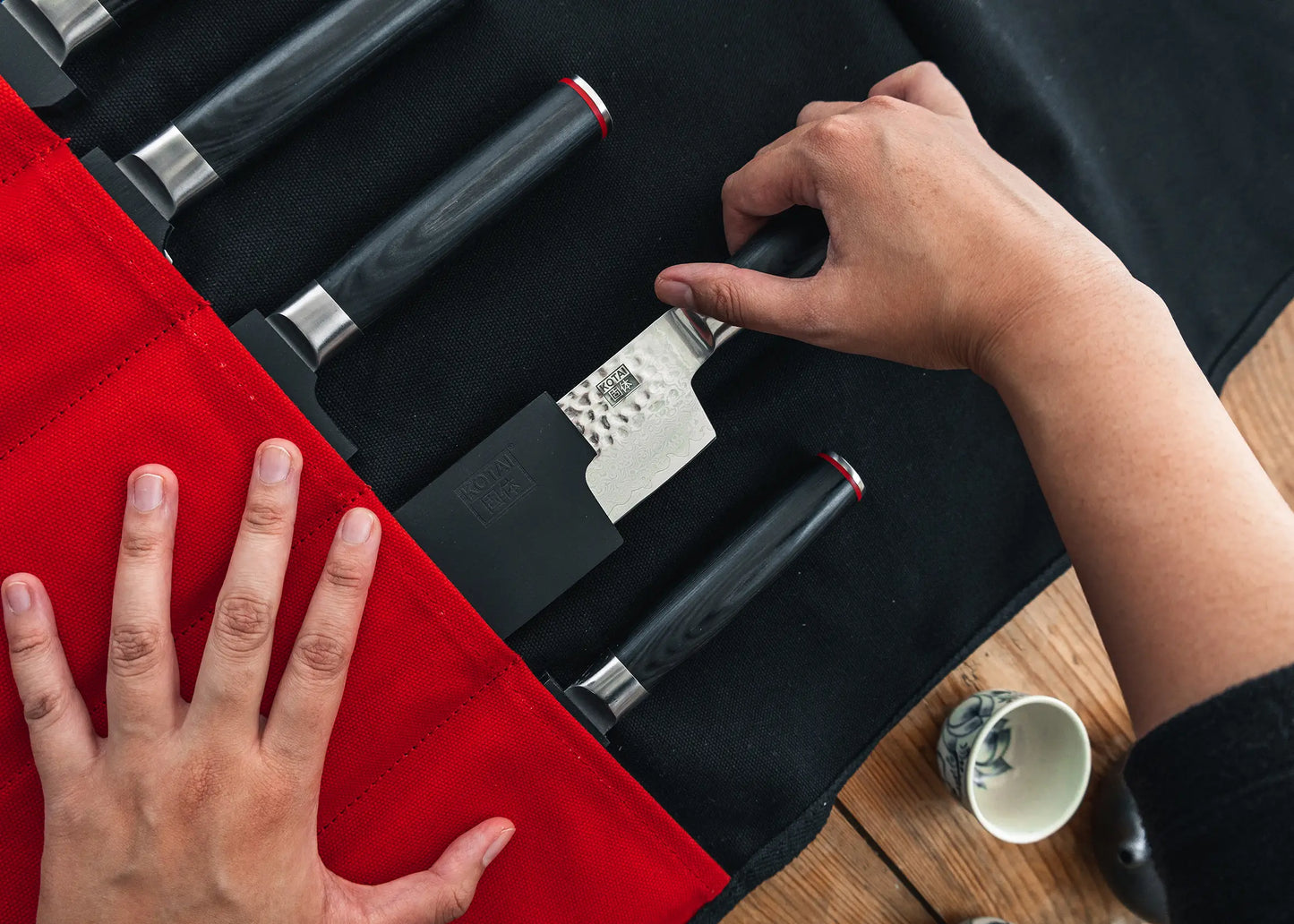 Set de Cuchillos Completo Nómada de 8 piezas - Colección Pakka San-Mai