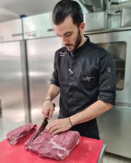 Picture of Francesco Arena using our knife.