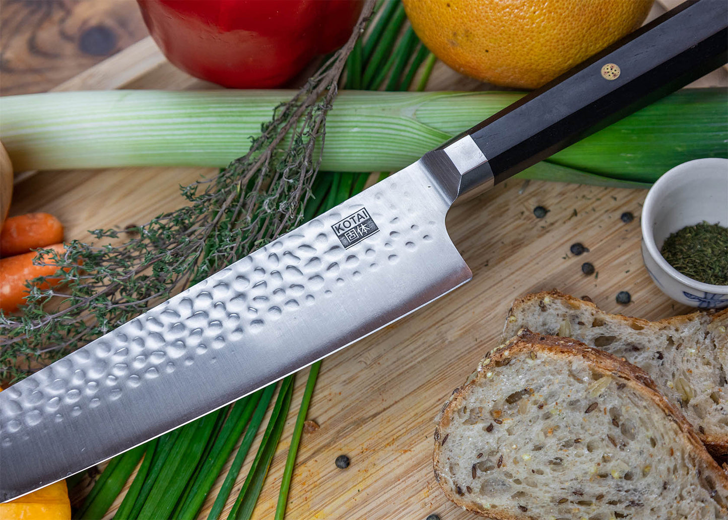 Essential 6-Piece Knife Set - Bunka Collection (cutting board)